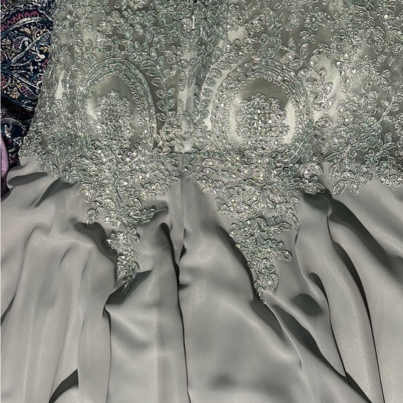 Silver Dama/Quince/Fancy Ball dress - Picture 5 of 10